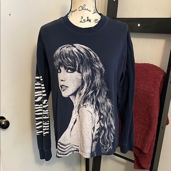 Taylor Swift Blue The Eras Tour Graphic Long Sleeve Shirt - Picture 1 of 7